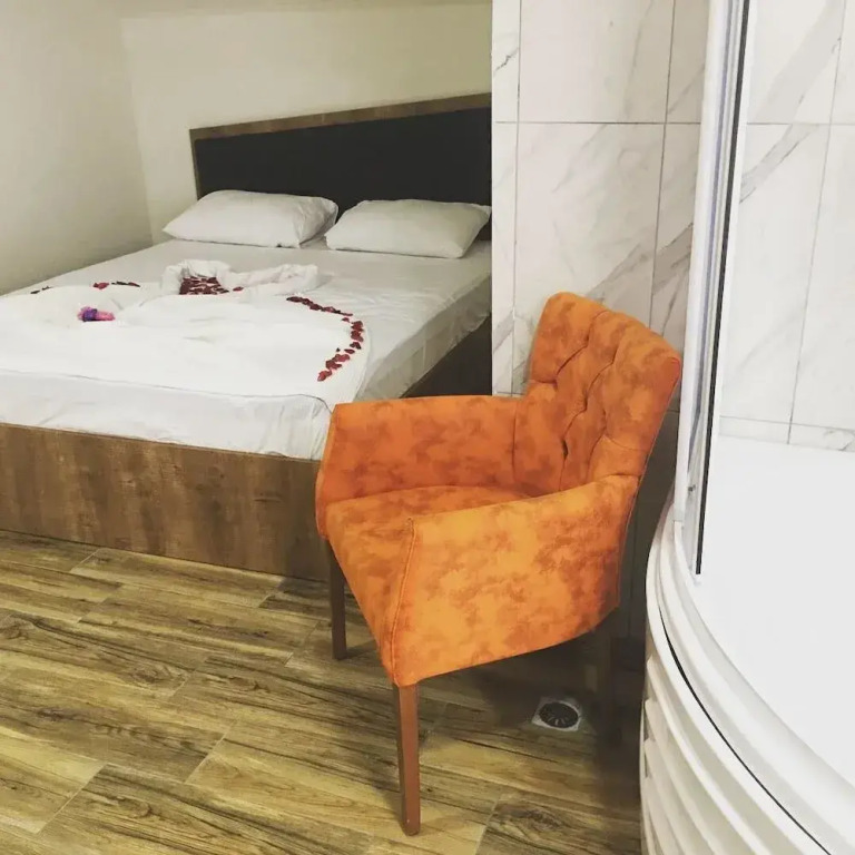 Triton Apart Otel
