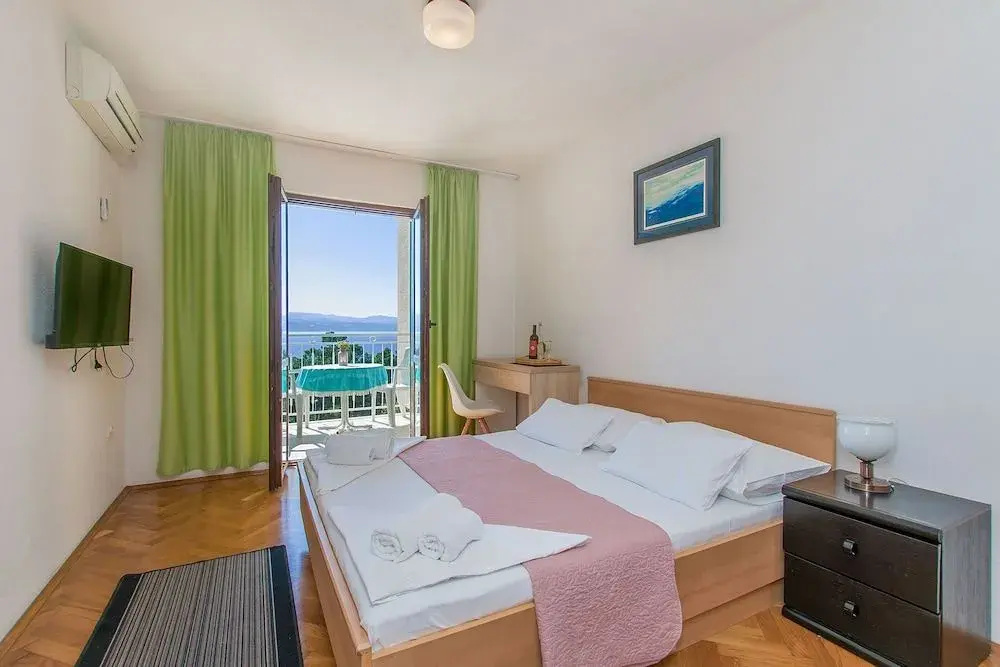 Apartments Maras