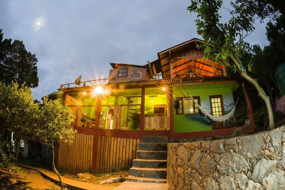 Sunset Strip Eco Hostel
