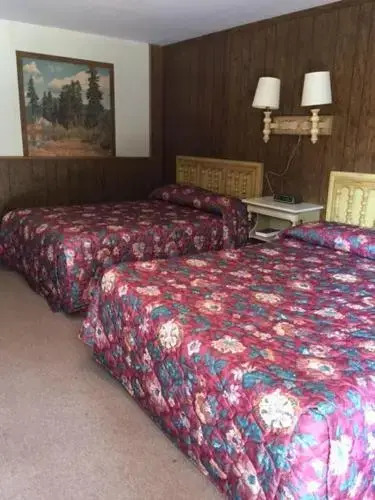 Plantation Motel