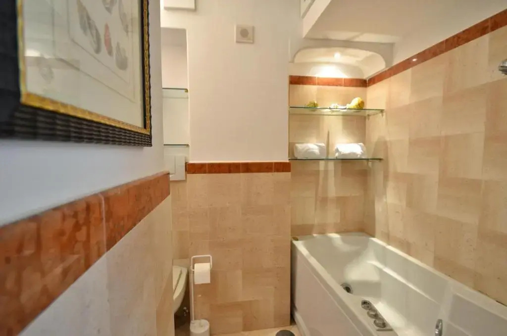 Casa Gadeamus Via Le Botteghe 12