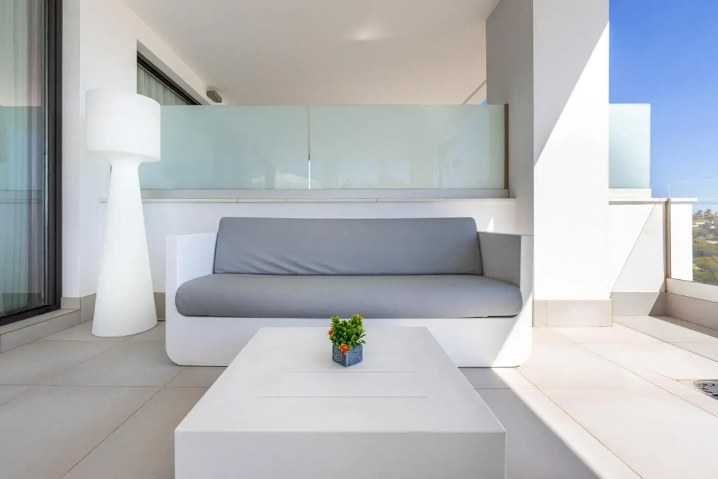 Luxury High End - Santa Barbara Heights CLC - For Work, Play & Family