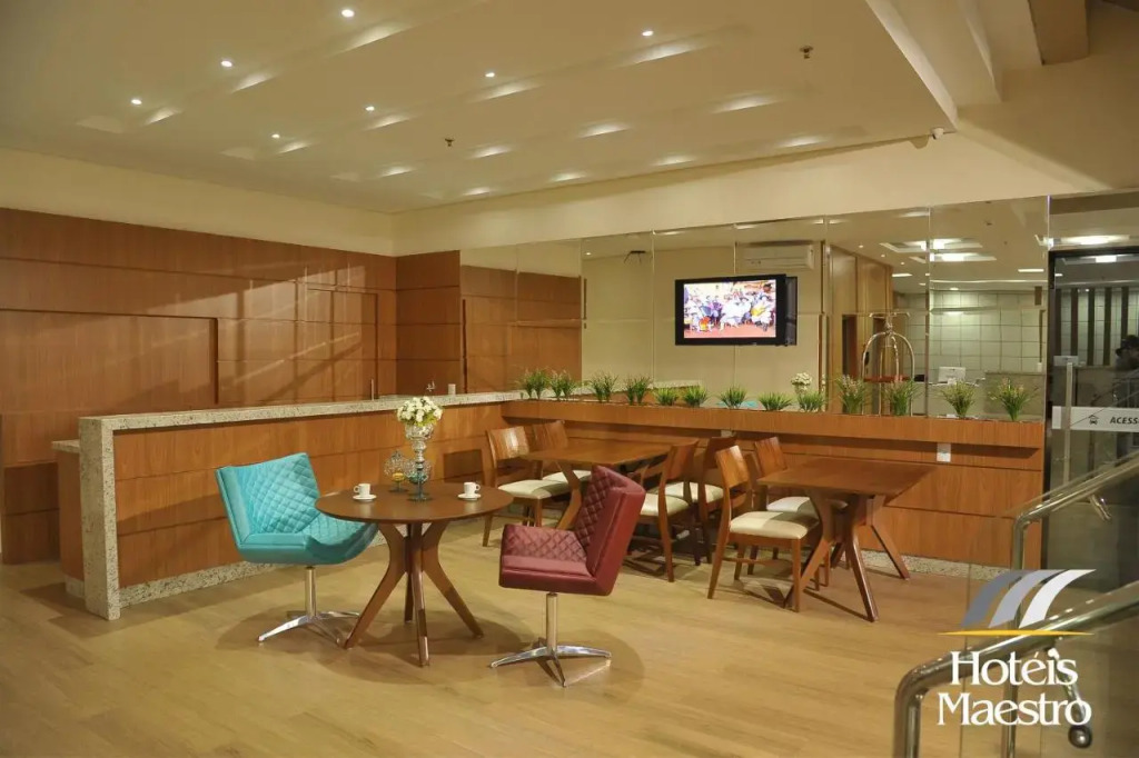 Hotel Maestro Premium Cascavel