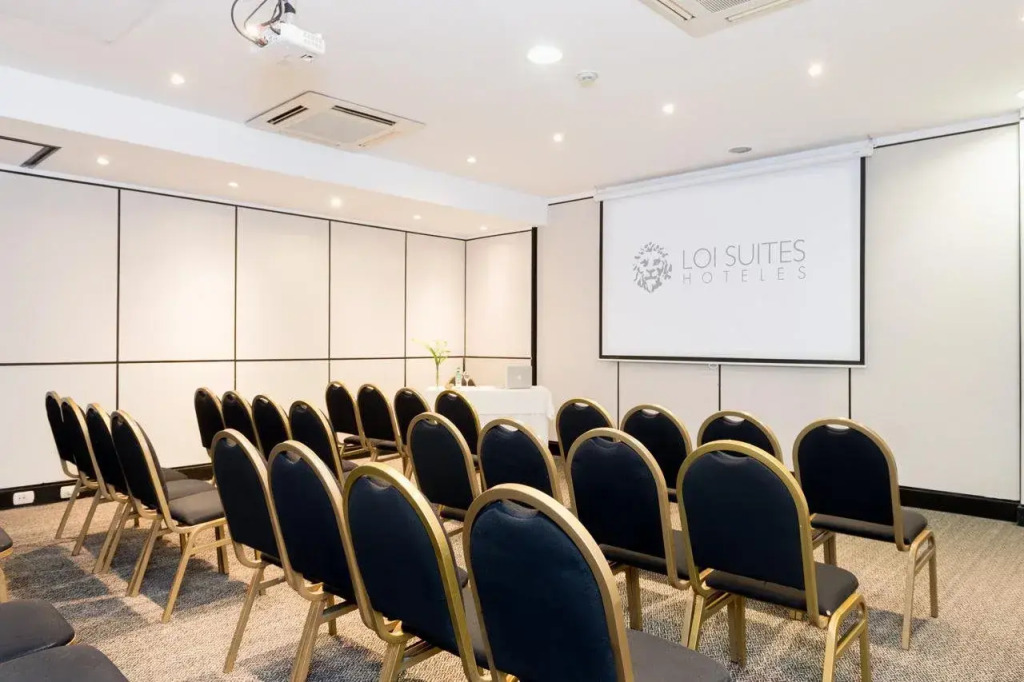 Loi Suites Recoleta Hotel