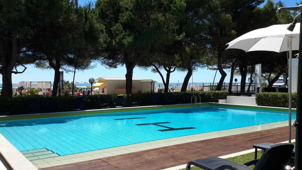 International Beach Hotel