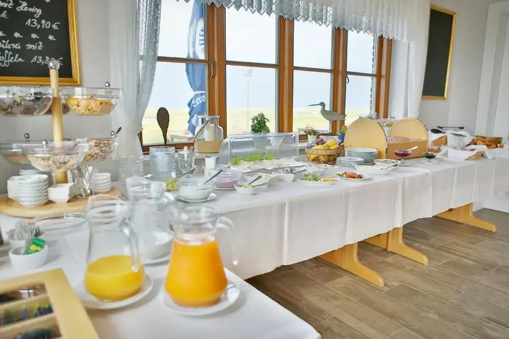Hotel & Gasthaus Hilligenley - auf der Hallig Langeness