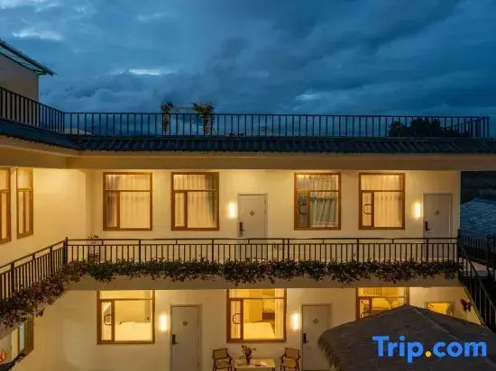 Xiaoshan Yue Homestay (Baisha Ancient Town)