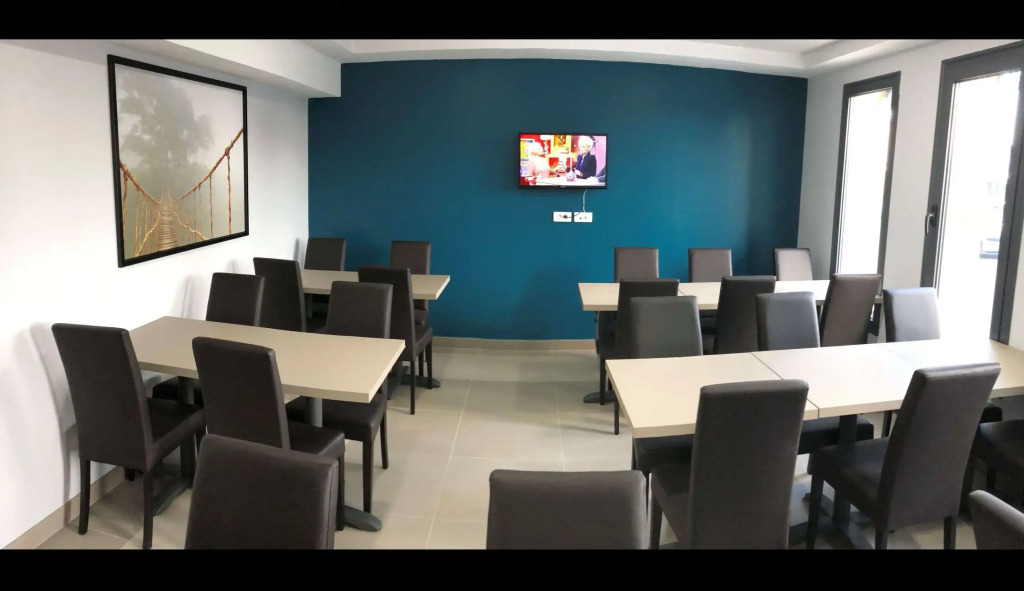 B&B HOTEL Saint-Witz Roissy