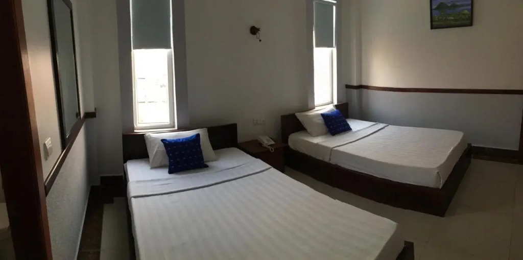 La Lune Hotel
