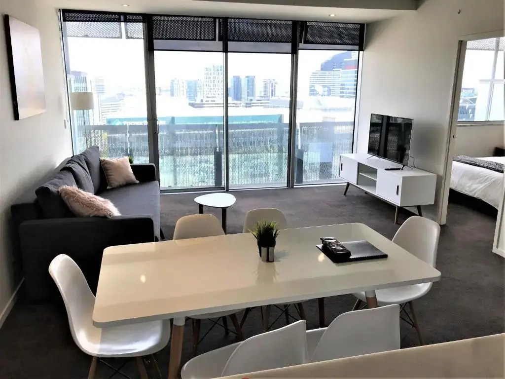 ReadySet Apartments at Liberty