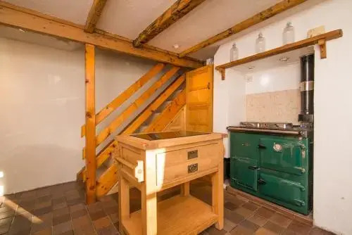 Colourmill cottage