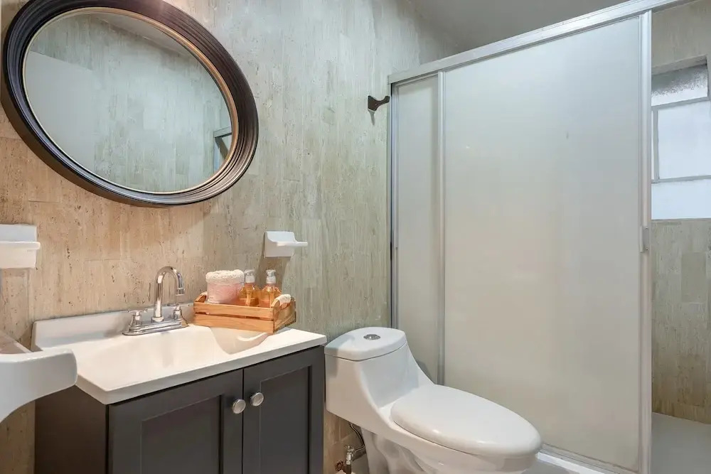 Mexican City Oasis - 3BR Apartment - Laundry