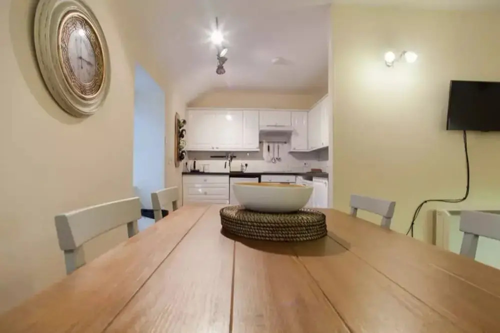Cosy 2 Bedroom Apartment In Heart Of The City