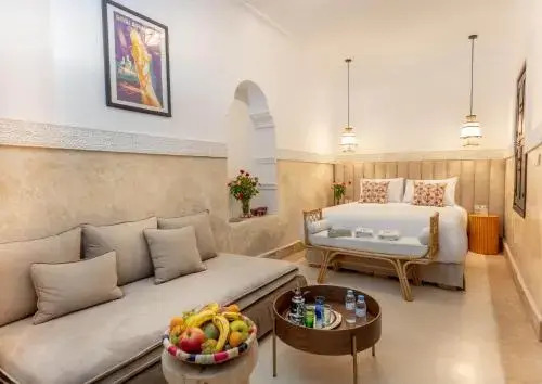 Riad Lala Latifa