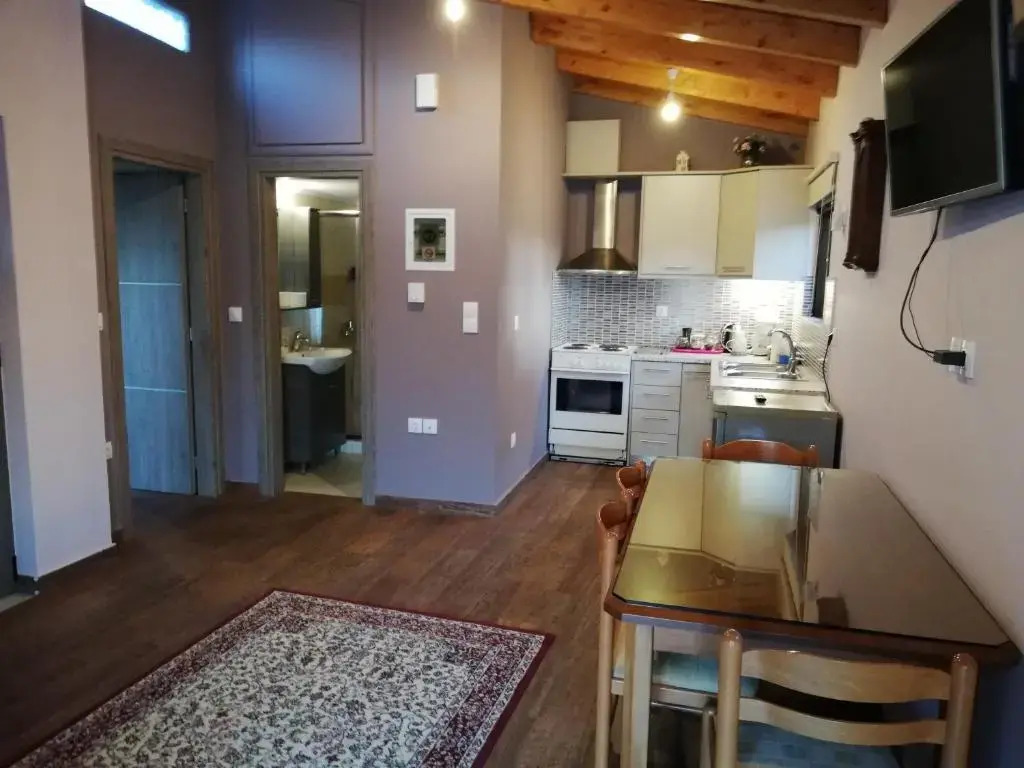 Reas House Vrachati