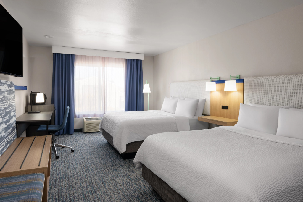 Garner Hotel Brookings by IHG