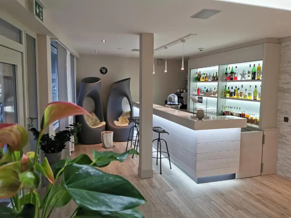 Hôtel Le White - Le 42 Restaurant