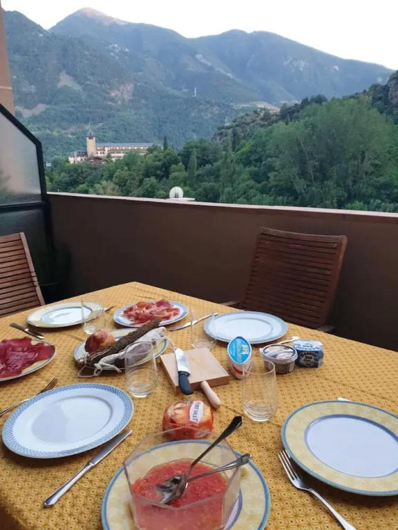 Apartment with 3 Bedrooms in Escaldes-Engordany, with Wonderful Mountain View And Wifi