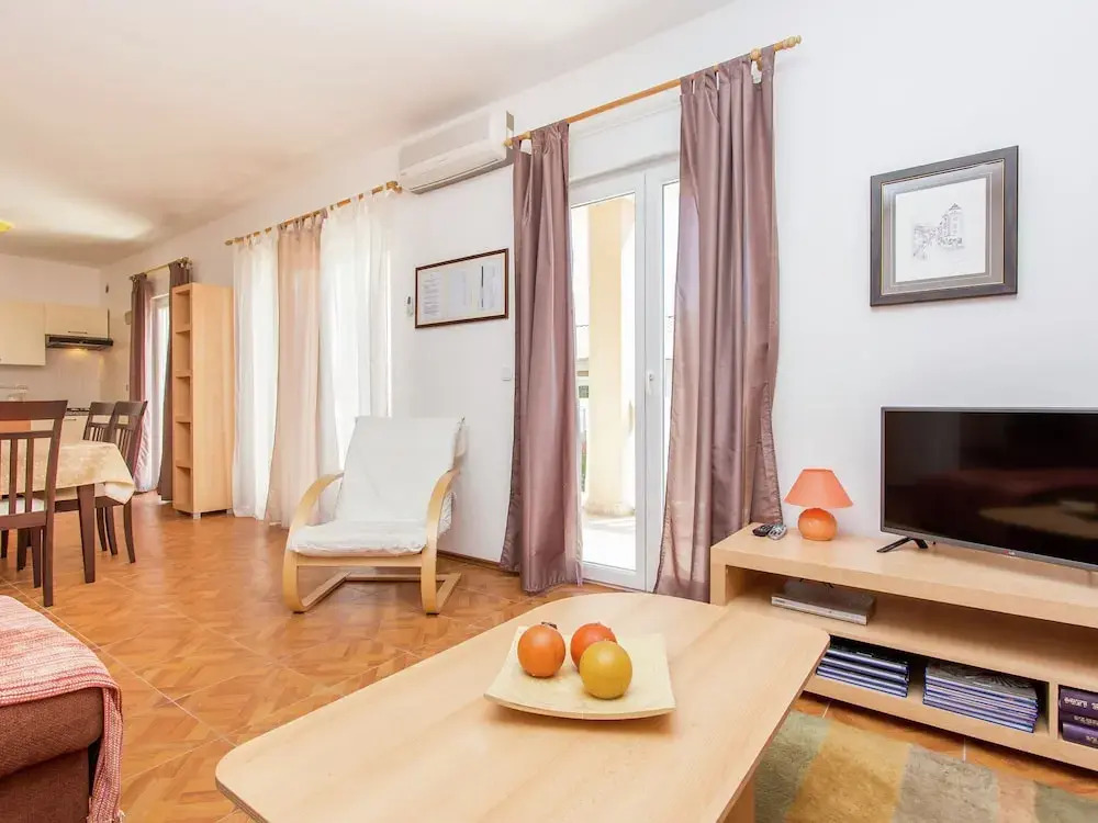 Apartment 600 m From a Nice Beach in the Cute Silo With Shared Swimming Pool