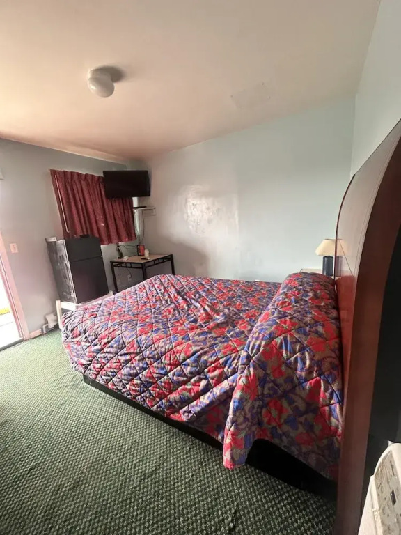 Your Motel