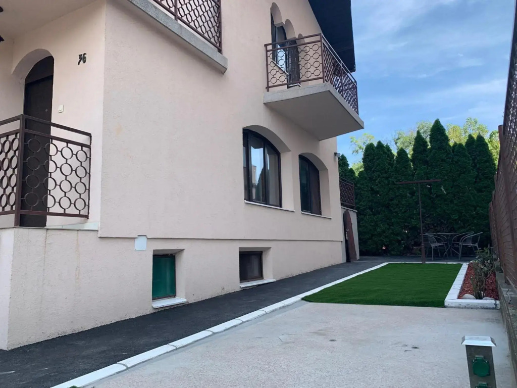 Supilova Apartments