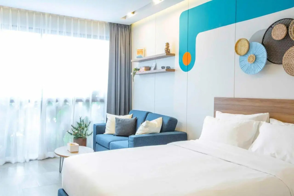 HOMA Phuket Town