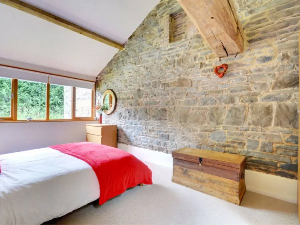 Holiday Home Round Robin
