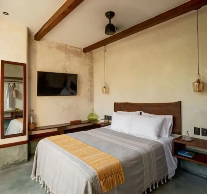 Fantastic 6BR Luxury Penthouse Villa 12ppl Rooftop Pool & Bathtub