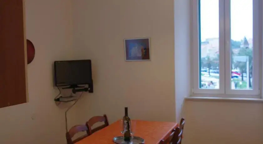 Apartment Luka