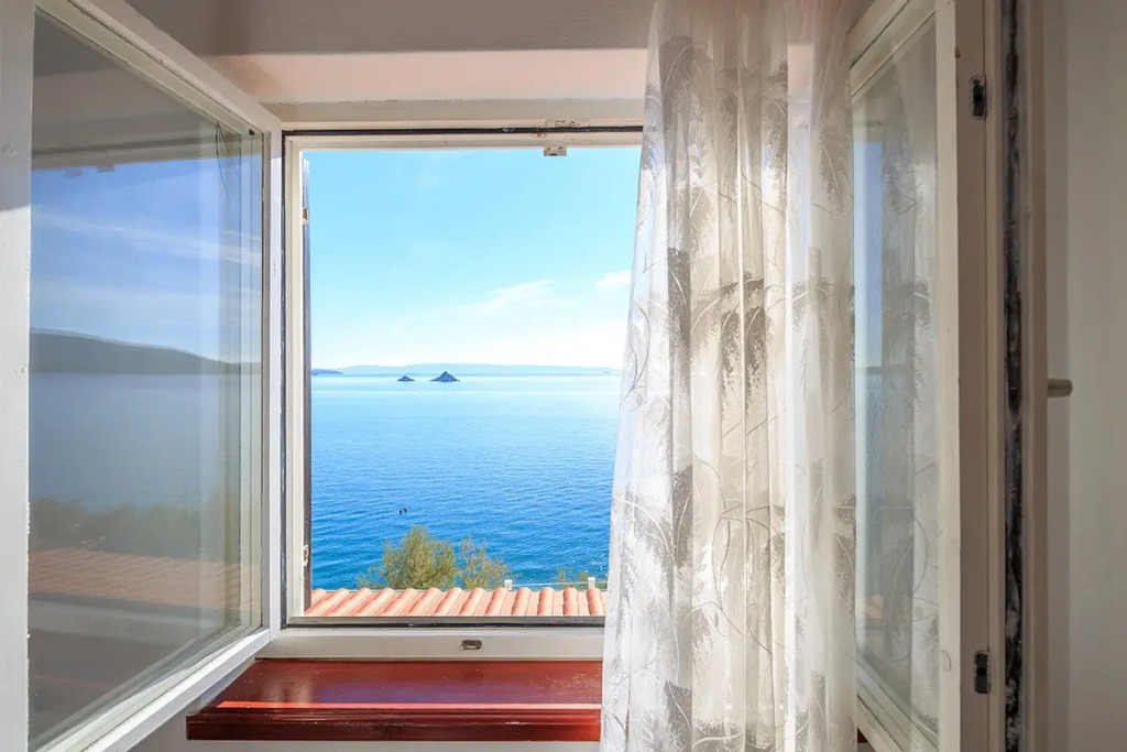 Holiday house Ante - 6m from the sea Seget Vranjica, Riviera Trogir