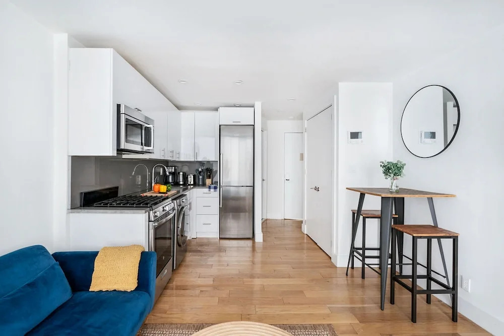 75-2d New 1BR Prime UES W D Balcony Elevator