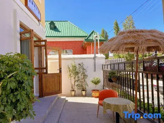 Turks Pacifier Elephant Homestay