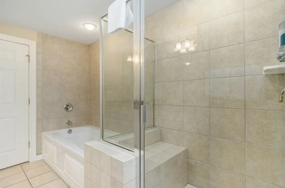 Ocean View 3 Bedroom Unit #1607 Royale Palms 3 Condo