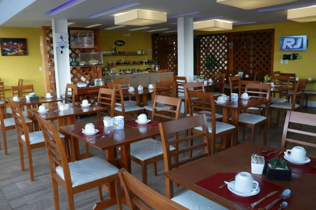 Hotel Petropolis Inn