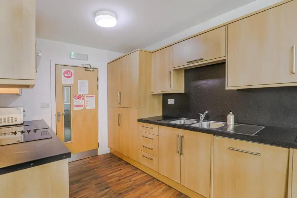 Sangha House - Ensuite Rooms with Shared Kitchen Facilities