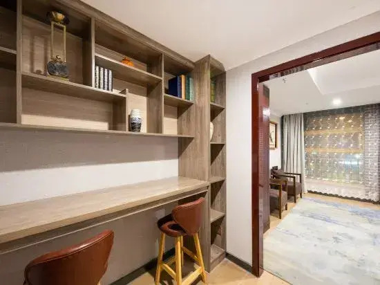 Yuemeng Hotel