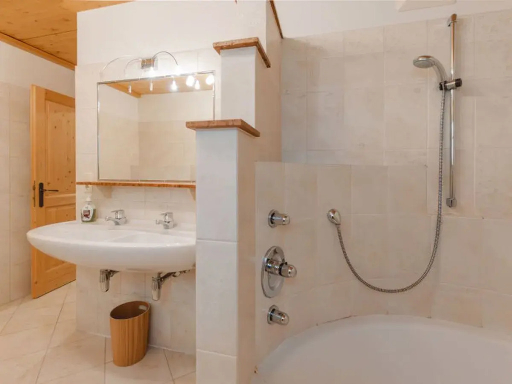 Chalet Königsleiten 3 by Interhome
