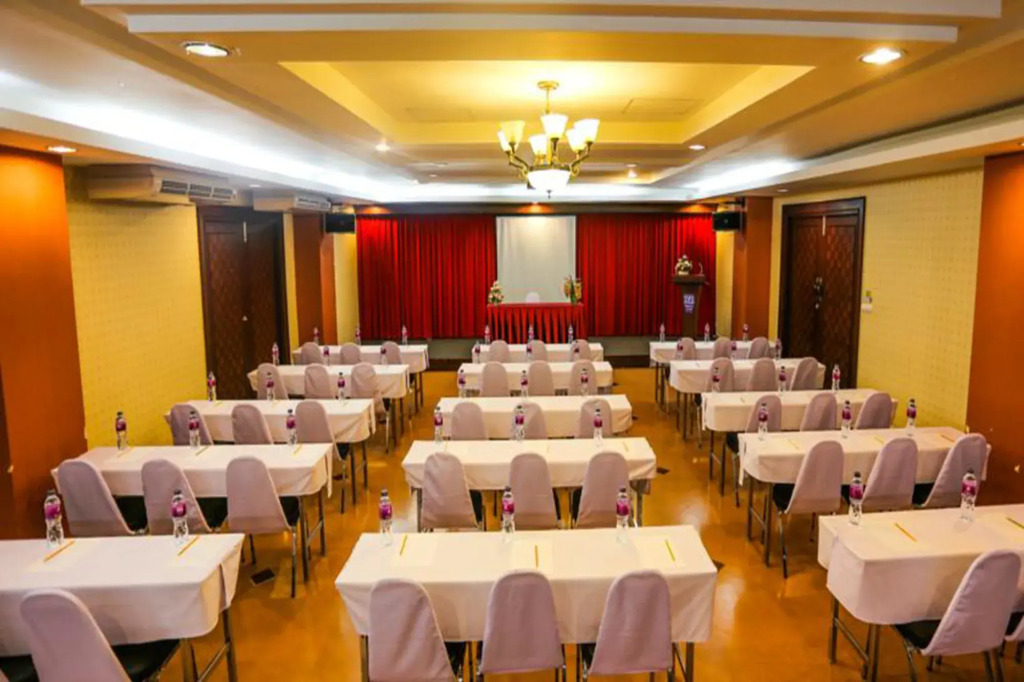 Madina Rayong Hotel