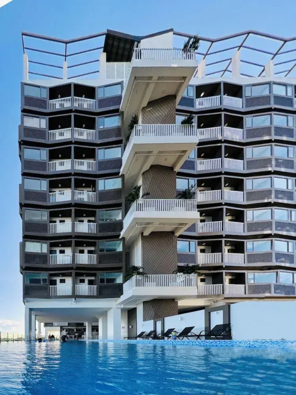 Hubomoto WV Suites