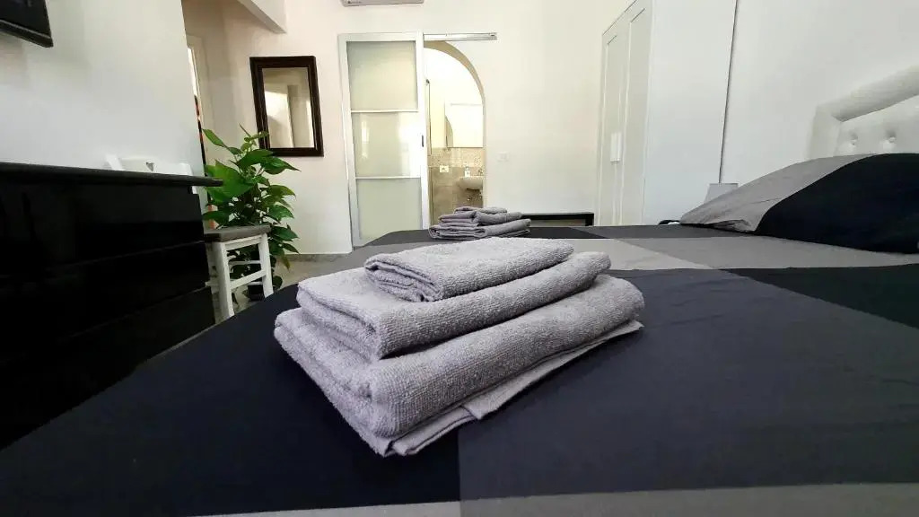 rooms cris