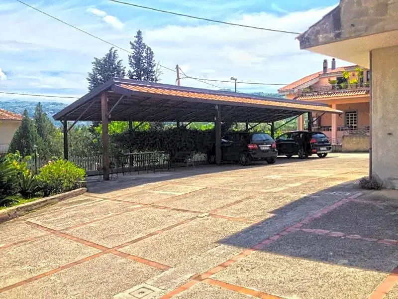 B&B Adema