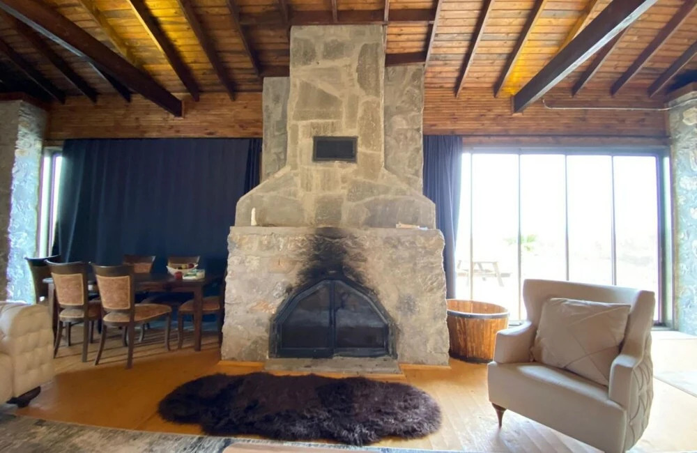 Lovely and Cozy Stone House With Hammam and Fireplace in Iznik Bursa