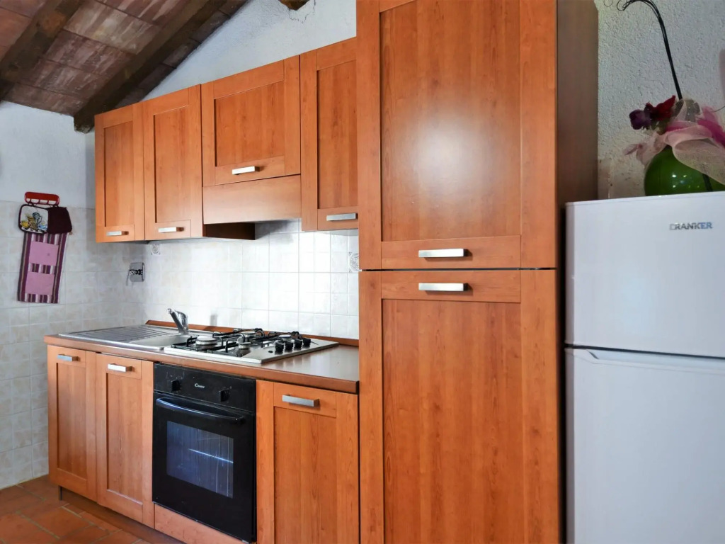 Apartment for 5 With Pool
