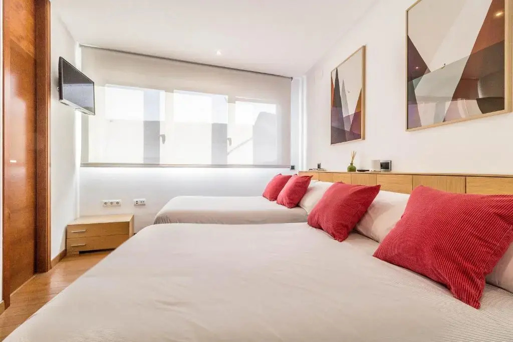 VLVilla - Villa de lujo en Valencia con piscina privada y sala de cine