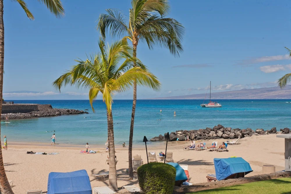 Golf S G2 At Mauna Lani Resort 3 Bedroom Townhouse by RedAwning