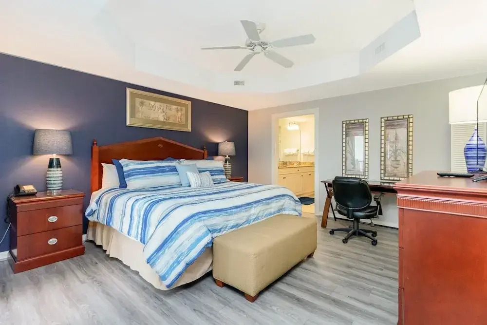 Splendid 3 bedroom, 3 bath condo - 408 Royale Palms 3 Condo