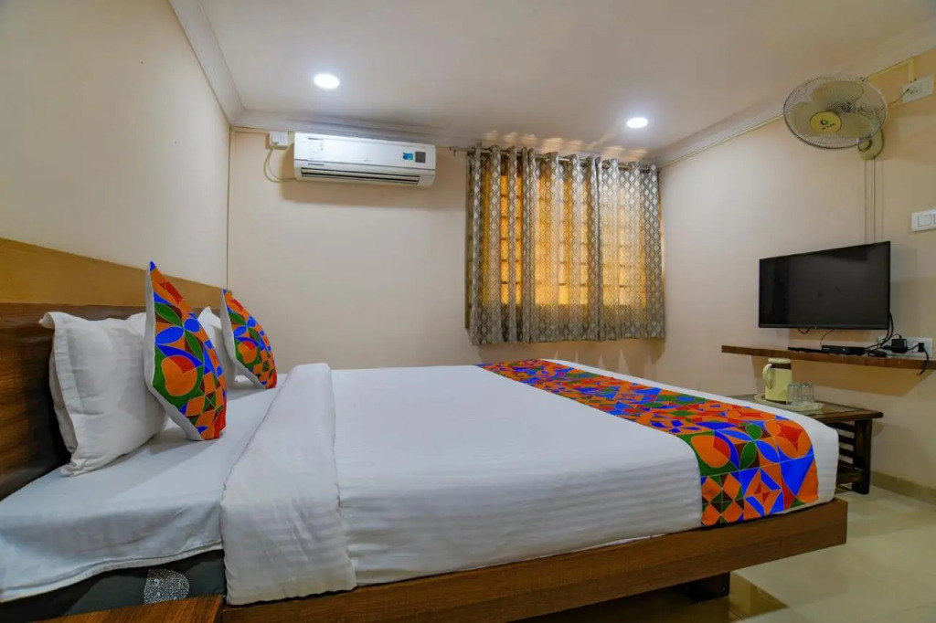 FabHotel Pishori - Vijay Nagar