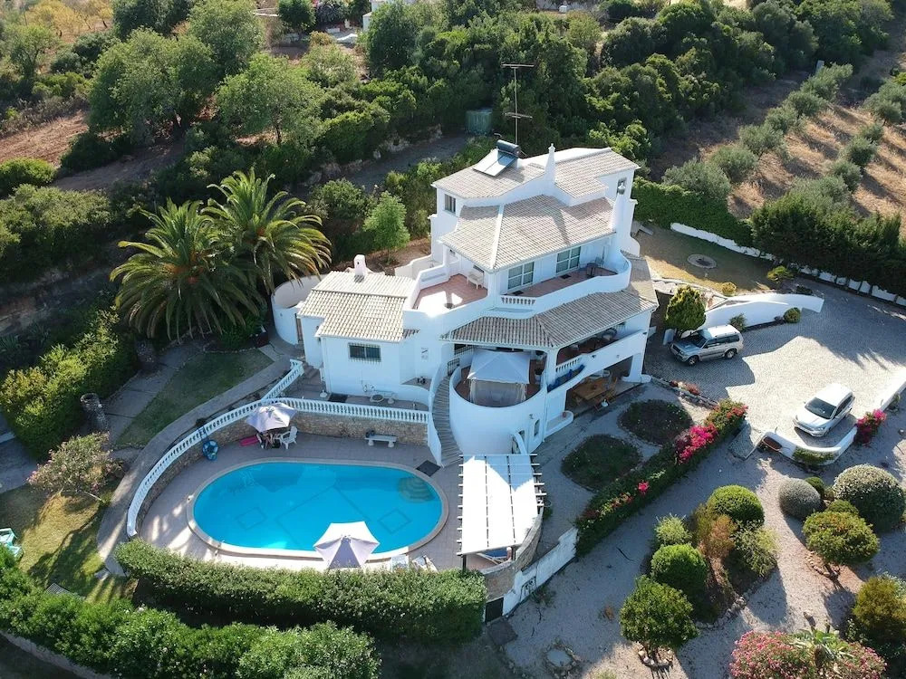 The White House - Boutique Villa