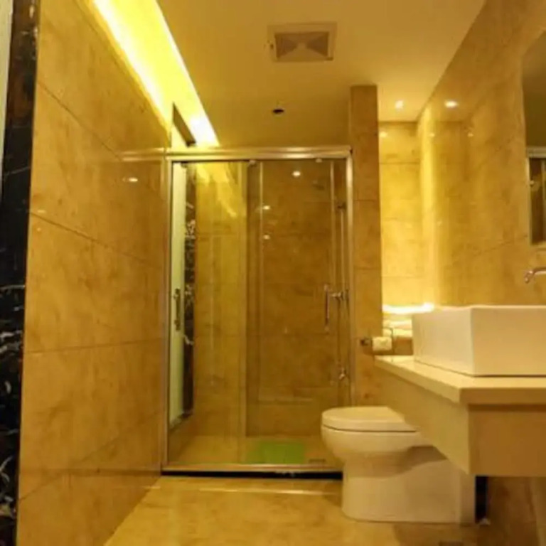 Aier Hotel