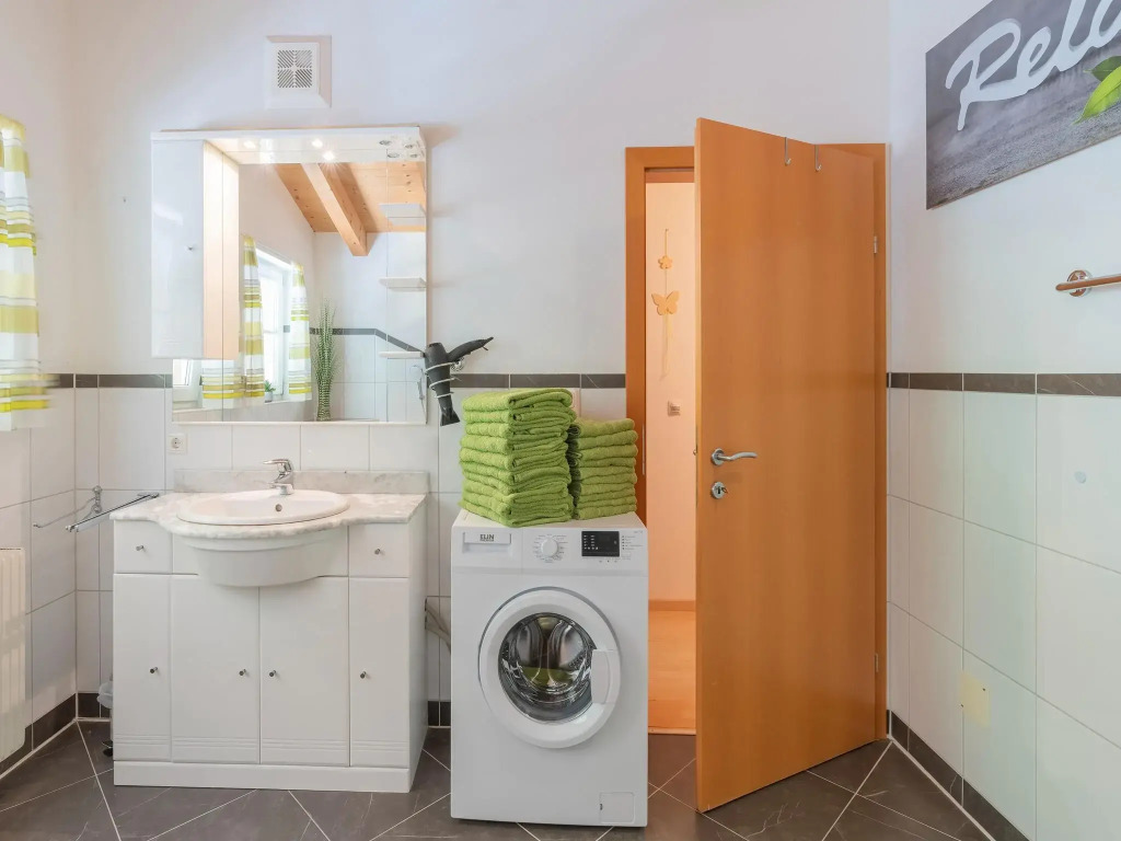 Pretty Holiday Home in Hollersbach im Pinzgau with Garden